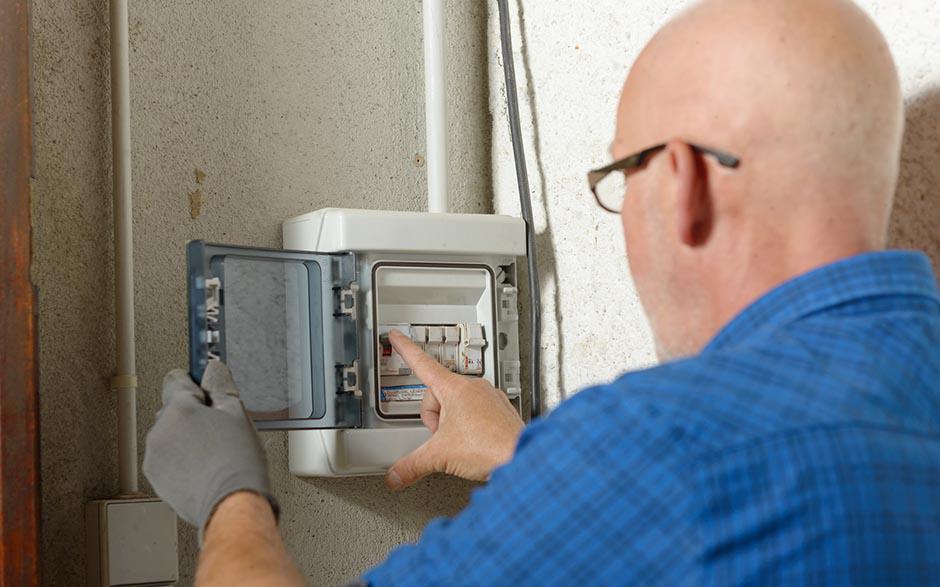 besoin d'un électricien Bennecourt